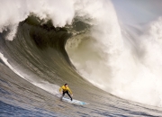 九游体育直播-掌控节奏，撕裂防线，76人如何以米切尔为矛击穿深圳队