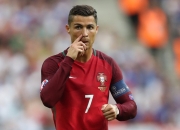 九游VIP-三笘薰的东方弧线，当安菲尔德遇见武士道，一粒进球如何定义足球的全球化新纪元