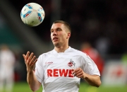 九游中国-温网完胜年终总决赛，纳达尔生涯高光背后的战略抉择与不朽传奇